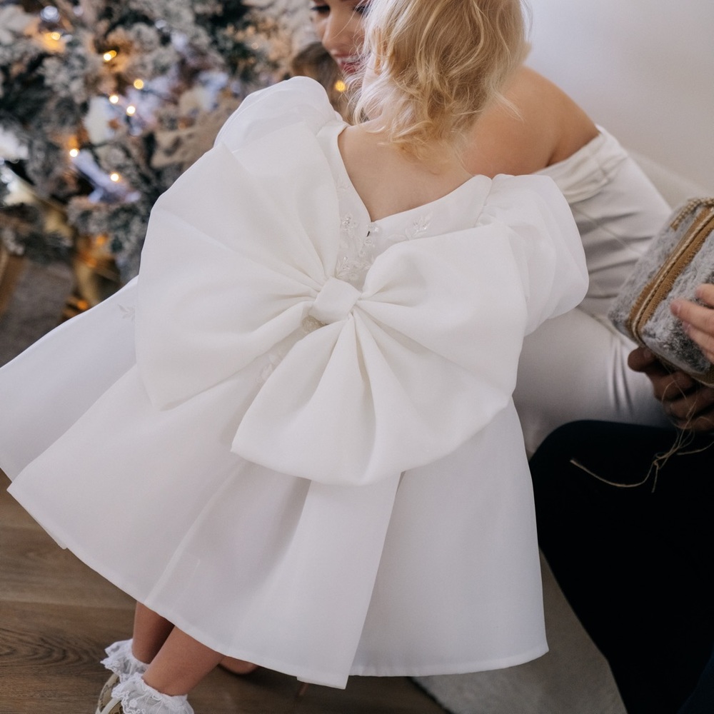 The most stunning toddler dress!!!